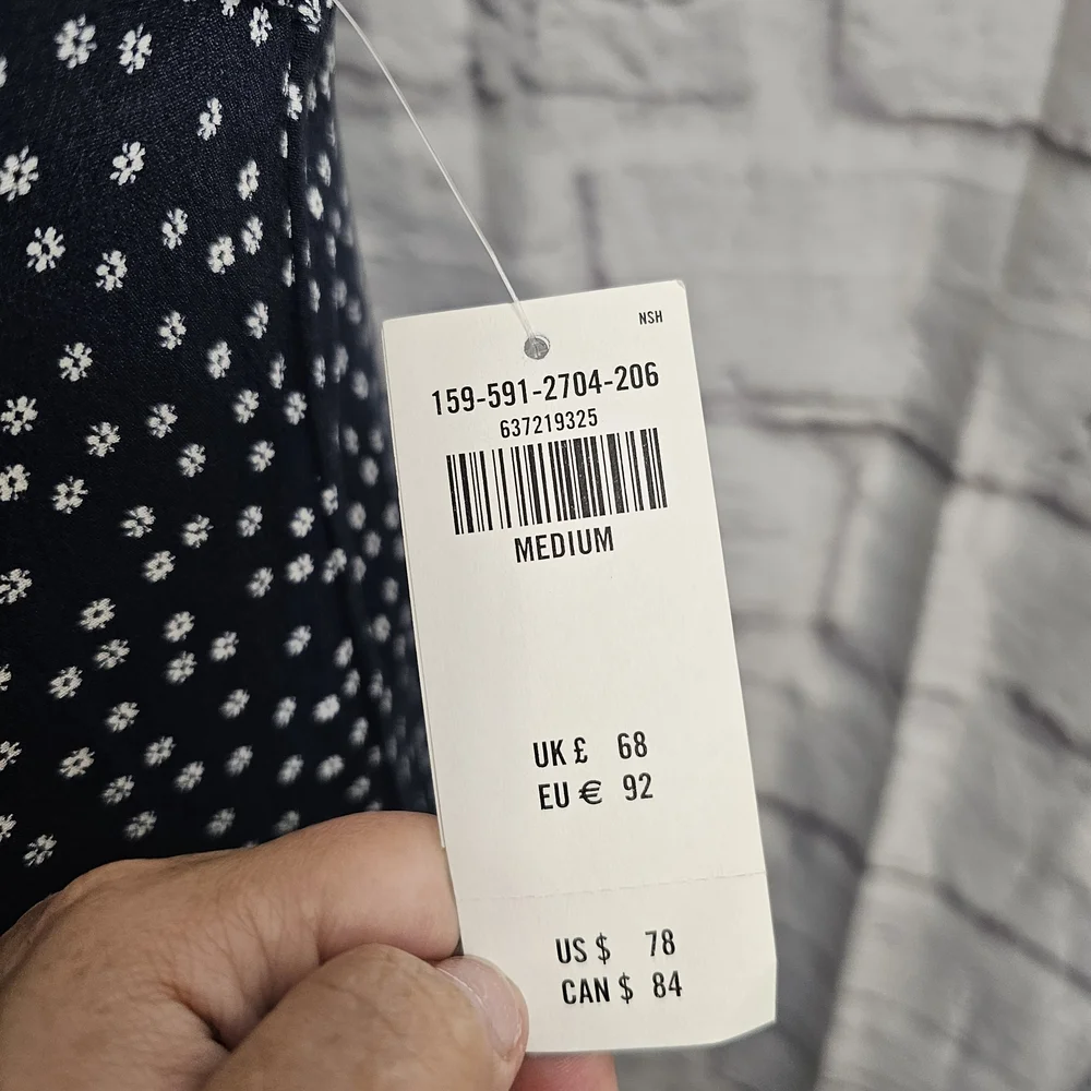 Abercrombie & Fitch Navy and White Foral Maxi Dress Size Medium